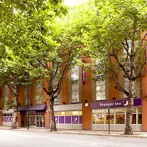Hotel Premier Tower Bridge, Londra